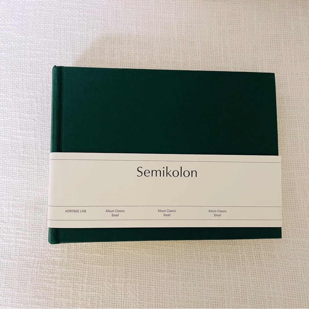 🌹 Green Scrapbook Album